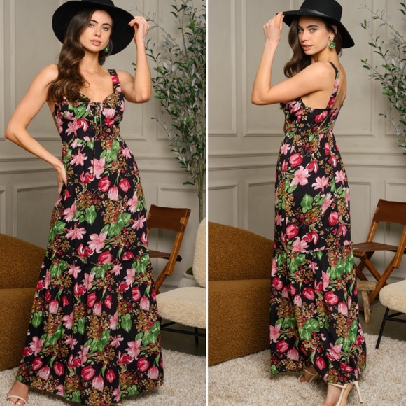 Trend Setter Diva Boutique Dresses & Skirts - SLEEVELESS V-NECK FLORAL MAXI DRESS